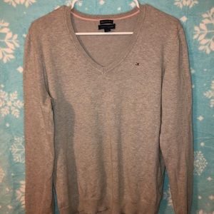 Tommy Hilfiger sweater